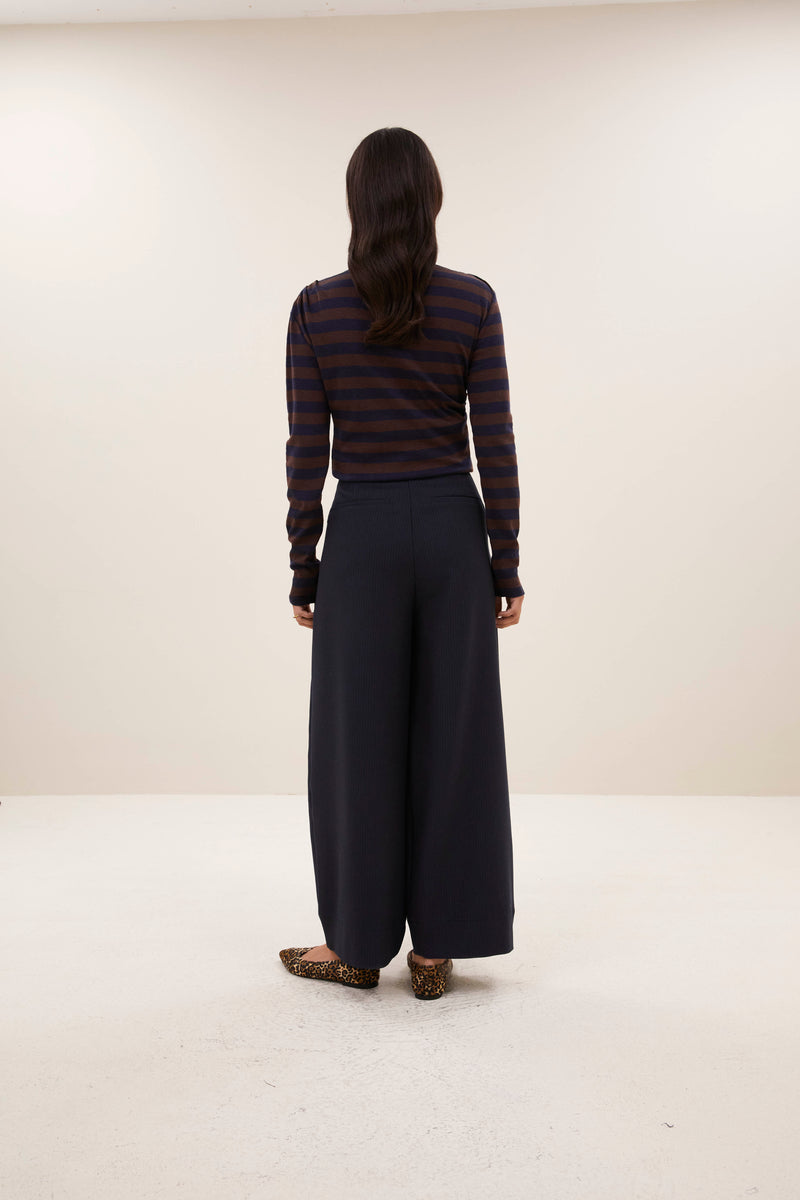 leya big stripe top