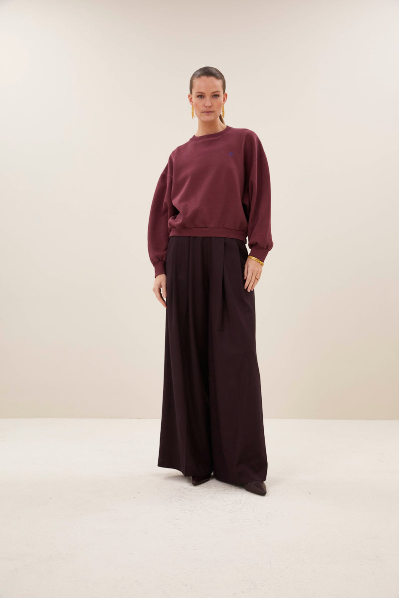 malyn logo sweater