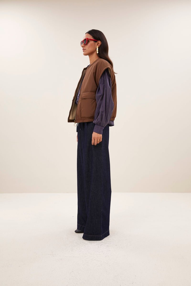 gio sleeveless jacket
